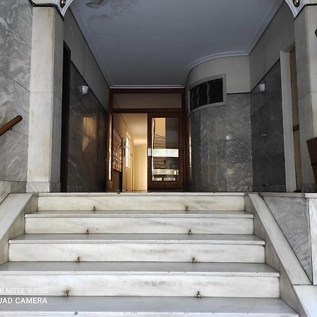 Апартаменты Zeus At The 3Rd Floor Афины Экстерьер фото